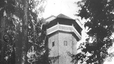 Druhá rozhledna na vrchu Šacberk u Jihlavy z roku 1907 lehla popelem za druhé...