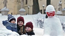 Na nádvoří jihlavského magistrátu nedávno vznikly různé sněhové skulptury,...