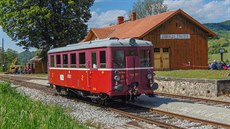 Motorový vůz M 131.109 spolku Zubrnická muzeální železnice ve stanici Zubrnice