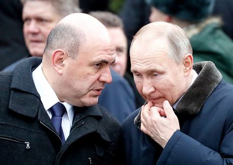 Pedseda Vlády Ruské federace Michail Miustin pi rozhovoru s prezidentem...