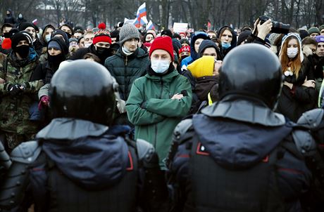 Policie v Jekatrinburgu vytvoila blokádu proti demonstrantm podporujícím...