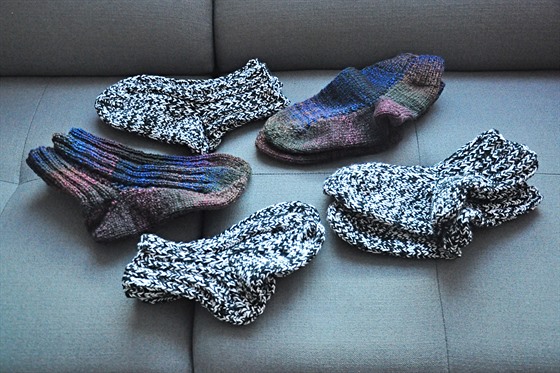 Teplé ponožky pro bezdomovce i pro hospic v Liberci.