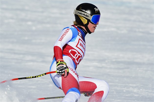 Švýcarská lyžařka Lara Gutová-Behramiová v cíli super-G v Crans Montaně