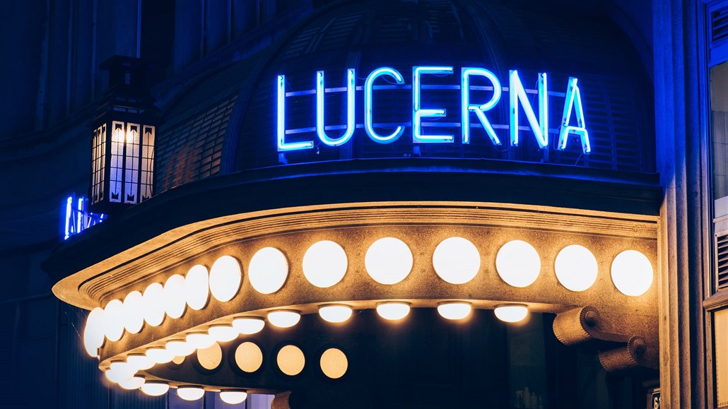 Lucerna slaví sto let.