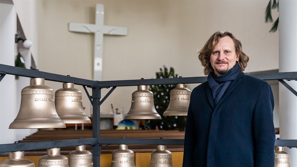 Ve sboru kněze Ambrože v Hradci Králové vzniká unikátní zvonohra, na snímku...