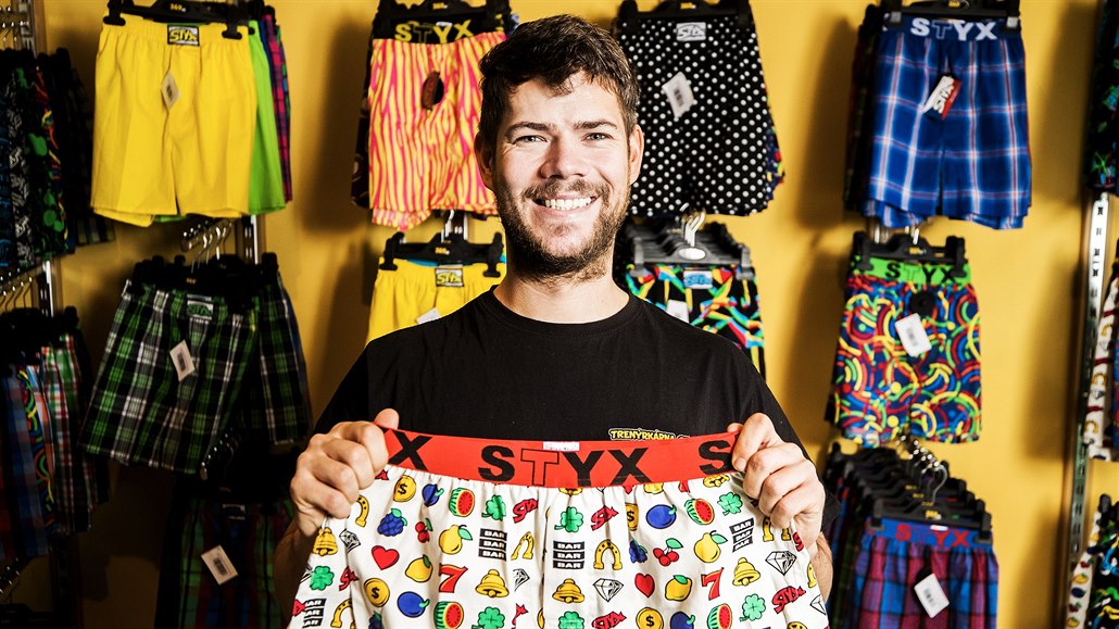 Trenýrky nikdo ve velkém neprodával, tak se vrhli na ně. Od té doby firma roste
