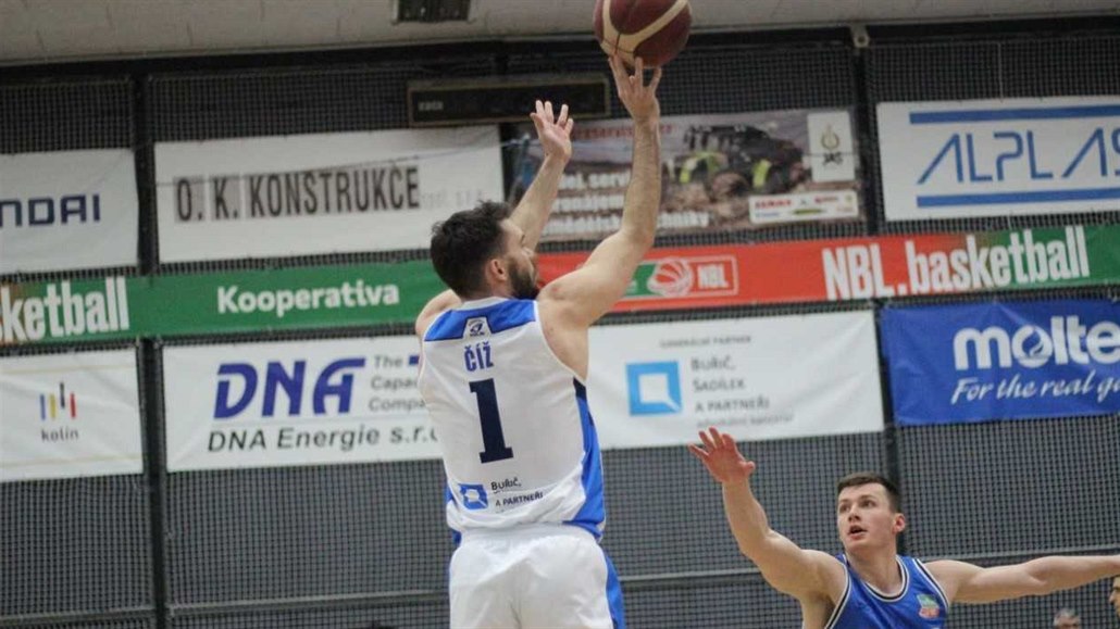 Drtivý nástup a basketbalový Kolín slaví páté vítězství v řadě