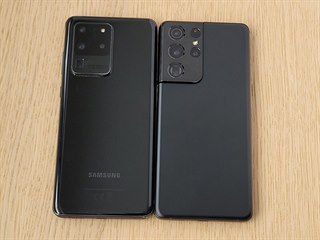 Samsung Galaxy S21 Ultra a předchůdce S20 Ultra