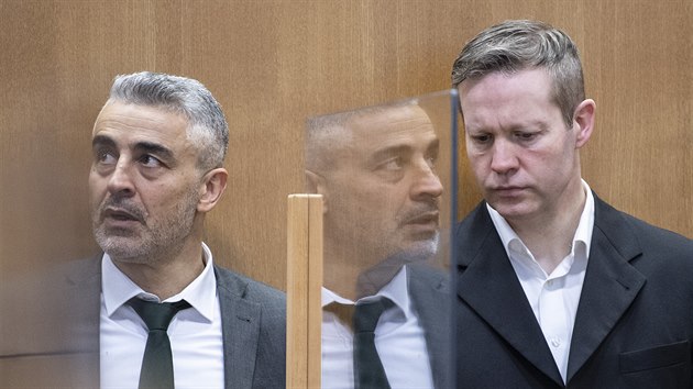 Stephan Ernst, jenž v roce 2019 zavraždil hesenského politika Waltera Lübckeho, u soudu ve Frankfurtu. (14. ledna 2021)