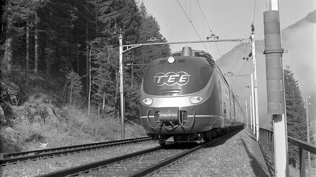 German diesel Trans-Europ-Express