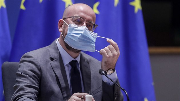 Šéf Evropské rady Charles Michel při jednání lídrů zemí EU ohledně koronavirové pandemie (21. ledna 2021)
