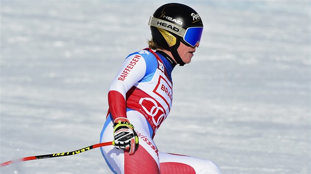 Švýcarská lyžařka Lara Gutová-Behramiová v cíli super-G v Crans Montaně