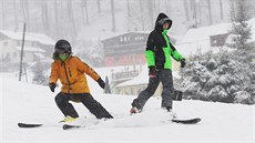 Ve SKI areálu Telnice provozovatelé nespustili v sobotu vleky, p�esto�e lákali...