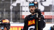 Obránce Ond�ej N�mec na prvním tréninku pra�ské Sparty.