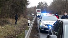 Policie provuje úmrtí eny v lese u Prahy. (28.1.2021)