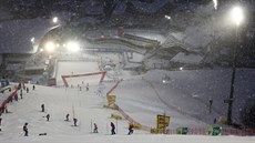V rakouském Schladmingu chystají tra pro slalom Svtového poháru.
