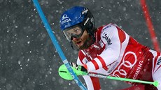 Marco Schwarz bhem slalomu ve Schladmingu