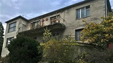 V lukrativní Masarykově čtvrti stojí historická funkcionalistická vila z roku...