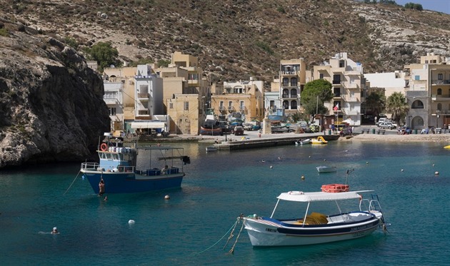 Malta chce nastartovat ekonomiku, každému dá 100 eur na restaurace a nákupy