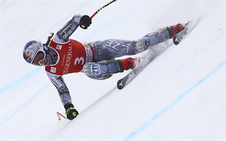 Ester Ledecká míí do cíle super-G v Garmisch-Partenkirchenu.