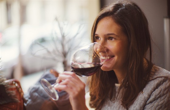 Víno obsahující výtaek z konopí by mlo psobit relaxaním úinkem.