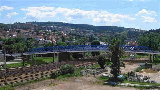 Původní vizualizace mostu, který překlene koleje v Blansku a výrazně tak ulehčí...