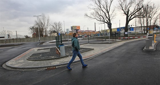 Odstavné parkoviště pro 118 aut Ostrava vybudovala u tramvajové smyčky v...