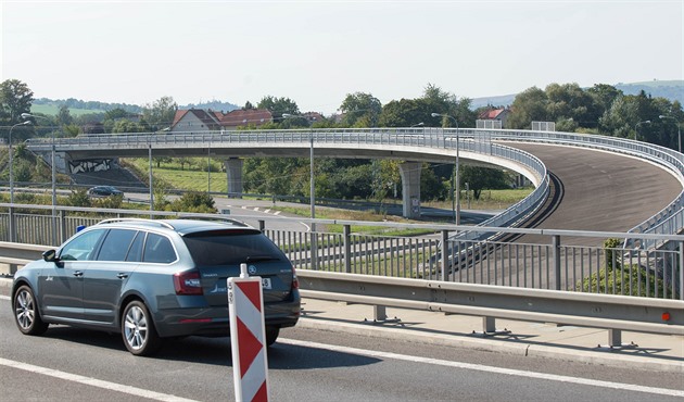 Severovýchodní ást otrokovického obchvatu funguje u od roku 2006. Po patnácti...