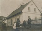 Rodina Hrubých z p. 72 v Pkov, asi 1913
