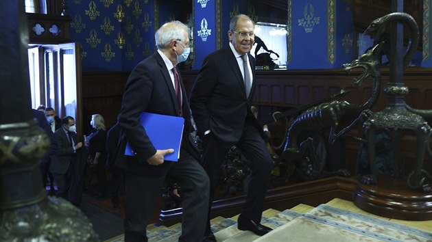 f diplomacie Evropsk unie Josep Borrell a rusk ministr zahrani Sergej Lavrov v Moskv (5. nora 2021)