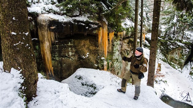 O oblast v okol� Pul��na pe�uje str�ce p��rody Jarom�r Navr�til (na sn�mku).