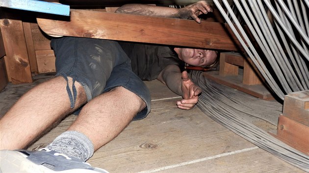 Varhan�k Tom� Je��bek v cyklu Je�t� ho��m?