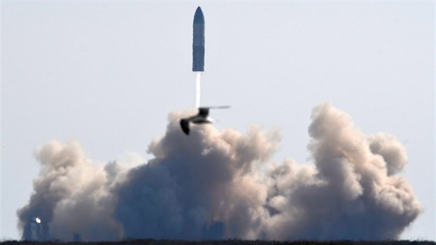 Start prototypu lodi SN9 společnosti SpaceX v úterý 2. února
