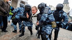 Moskva. Policejní zákrok proti opozi�ní demonstraci na podporu Alexeje...