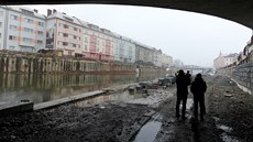 Kontrolní den na stavb protipovodových opatení v centru Olomouce. Bhem...