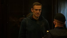 Ruský opoziní lídr Alexej Navalnyj u soudu (2. února 2021)