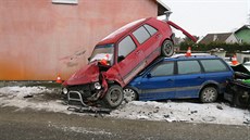 Snímek k nehod� autobusu, ke které do�lo v úterý na silnici �. III/4451 mezi...