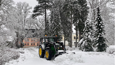 V �amberku �e�í spor o vyu�ívání cesty ve zdej�ím zámeckém parku rodiny Parish�.