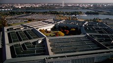 Pentagon má přes 116 tisíc metrů čtverečních plochy a pojme 26 tisíc zaměstnanců
