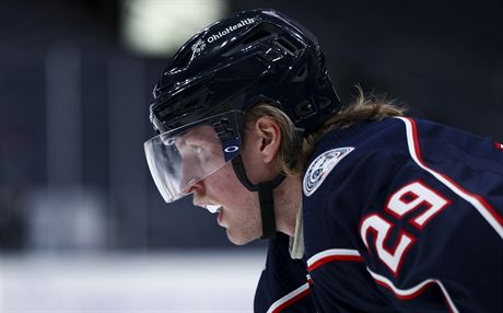 Finský stelec ve slubách Columbus Blue Jackets  odehrál jen pár zápas, ne...