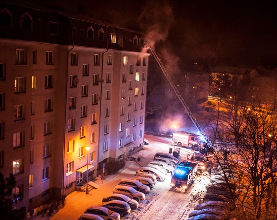 Hasii ve Svitavách likvidovali poár bytu v pdní vestavb. Vybavení bytu...