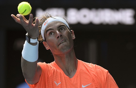 Soustředěný Španěl Rafael Nadal na Australian Open.