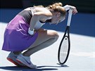 Petra Kvitová se snaí nabudit ve druhém kole Australian Open.