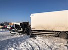 Pi nehod u Klecan se zranil idi kamionu a idika osobního auta. (12. února...