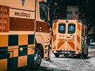 Pevoz patnácti pacient s covidem-19 z Náchoda do jihomoravských nemocnic (9....