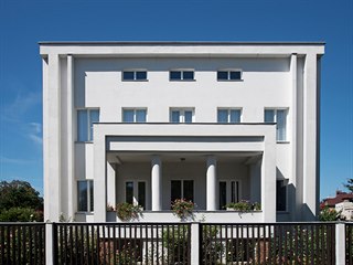 Vila Václava Tesaře v Čechově ulici v Hradci Králové