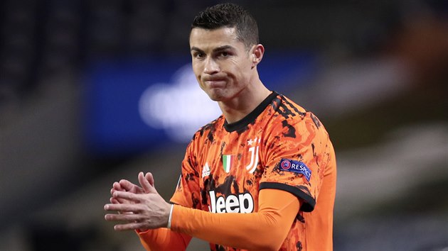 Cristiano Ronaldo z Juventusu během utkání Ligy mistrů v Portu.