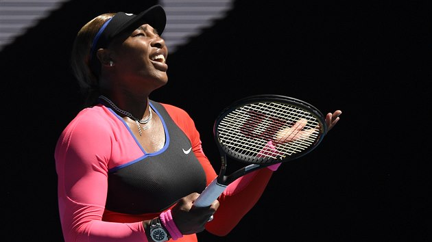 Američanka Serena Williamsová se diví v semifinále Australian Open.
