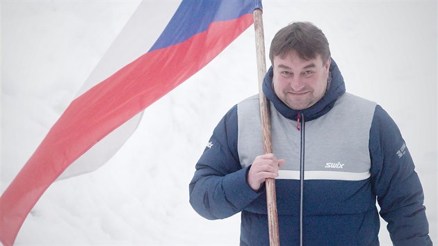 ��astn� starosta Janova nad Nisou Daniel David je pr�vem py�n� na svoji dceru Mark�tu, kter� v �ter� vybojovala titul biatlonov� sv�tov� �ampionky.