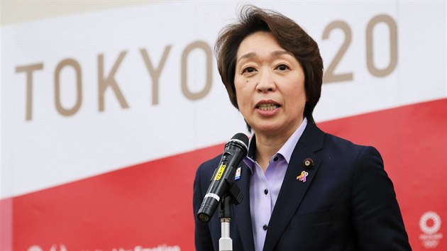 bývalá rychlobruslařka a cyklistka a jedna z nejrespektovanějších političek v Japonsku Seiko Hašimotová se stala novou předsedkyní organizačního výboru olympijských her v Tokiu poté, co její předchůdce odstoupil kvůli sexistickým výrokům. (19. února 2021)